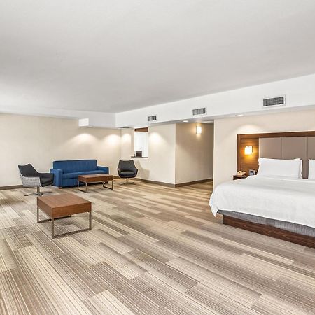 Holiday Inn Express & Suites Tacoma By Ihg Εξωτερικό φωτογραφία