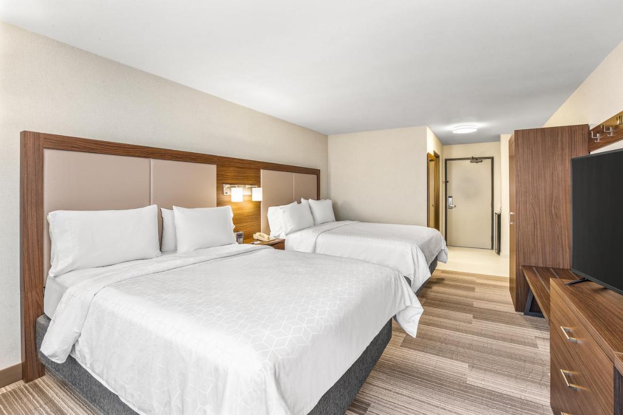 Holiday Inn Express & Suites Tacoma By Ihg Εξωτερικό φωτογραφία