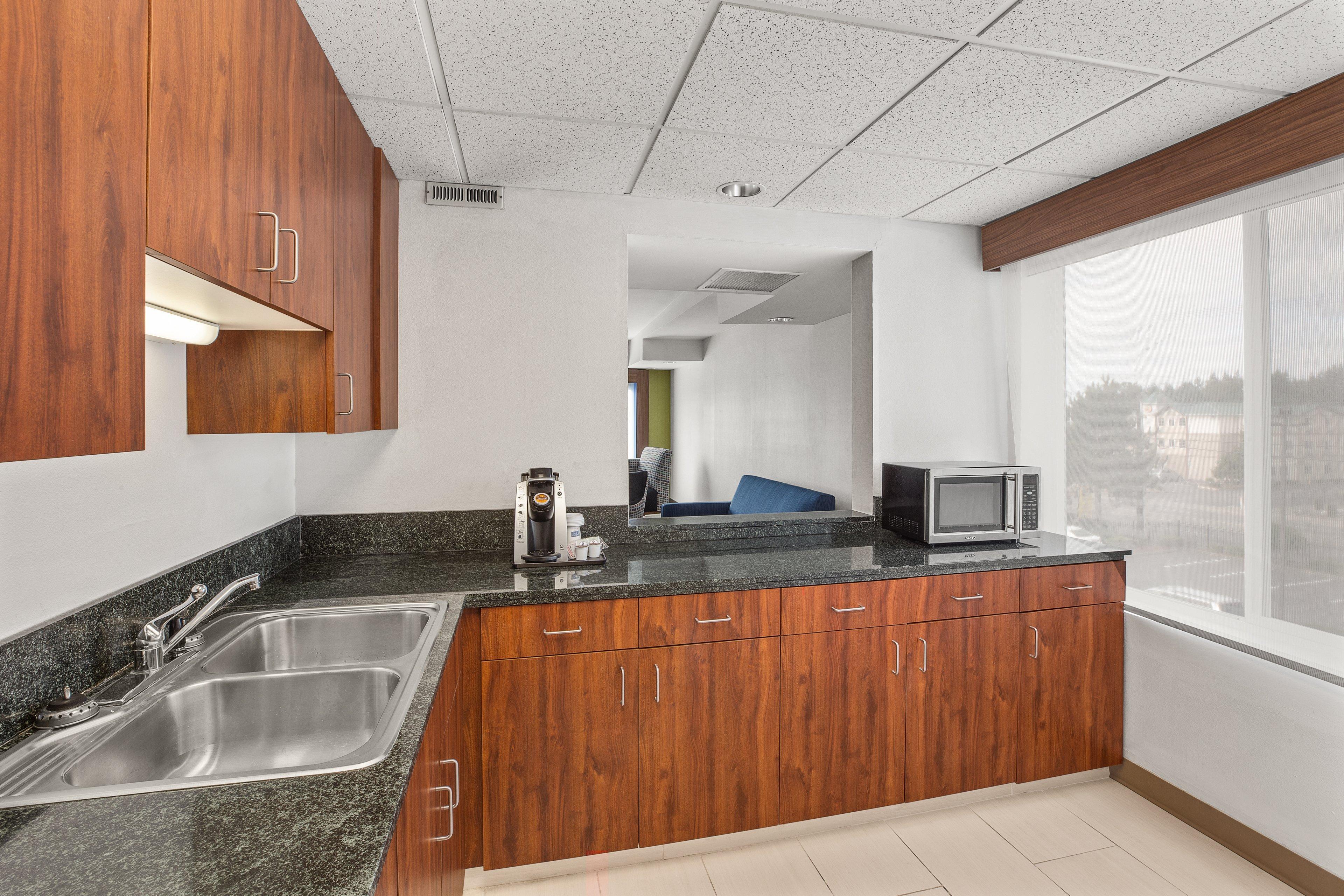 Holiday Inn Express & Suites Tacoma By Ihg Εξωτερικό φωτογραφία
