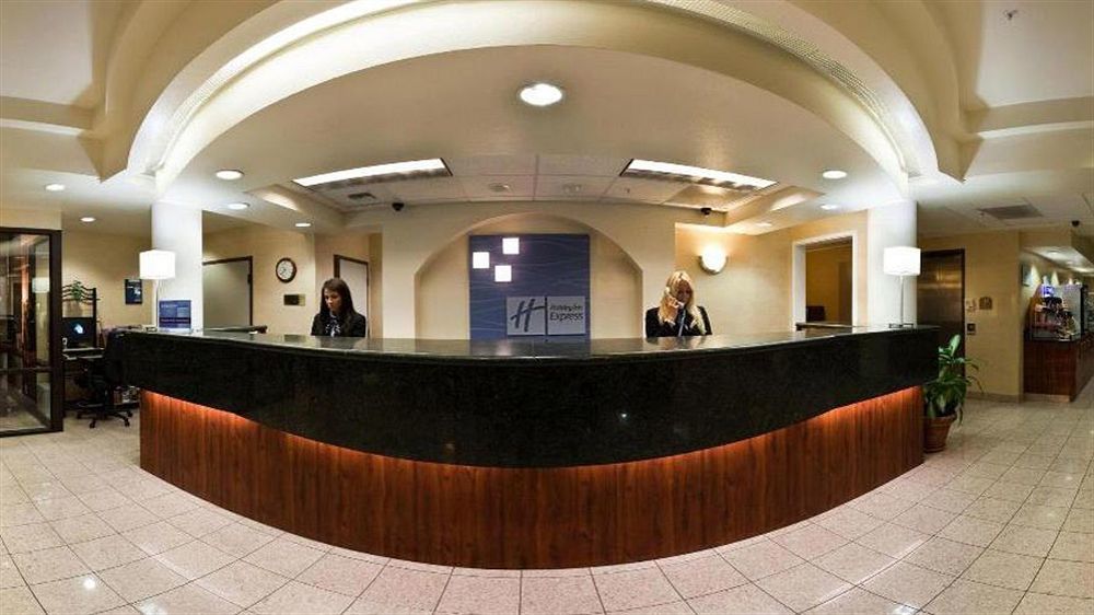 Holiday Inn Express & Suites Tacoma By Ihg Εξωτερικό φωτογραφία